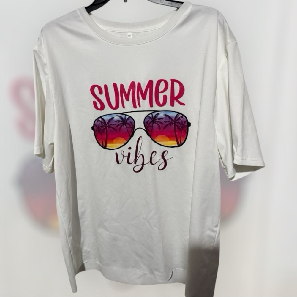 Summer Vibes Graphic T-Shirt